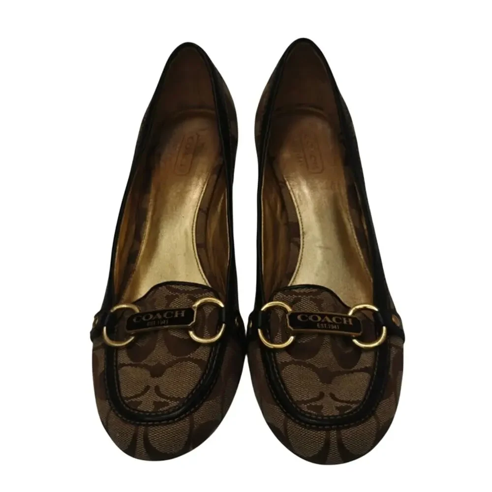 Vintage Coach heeled Loafers sz 8